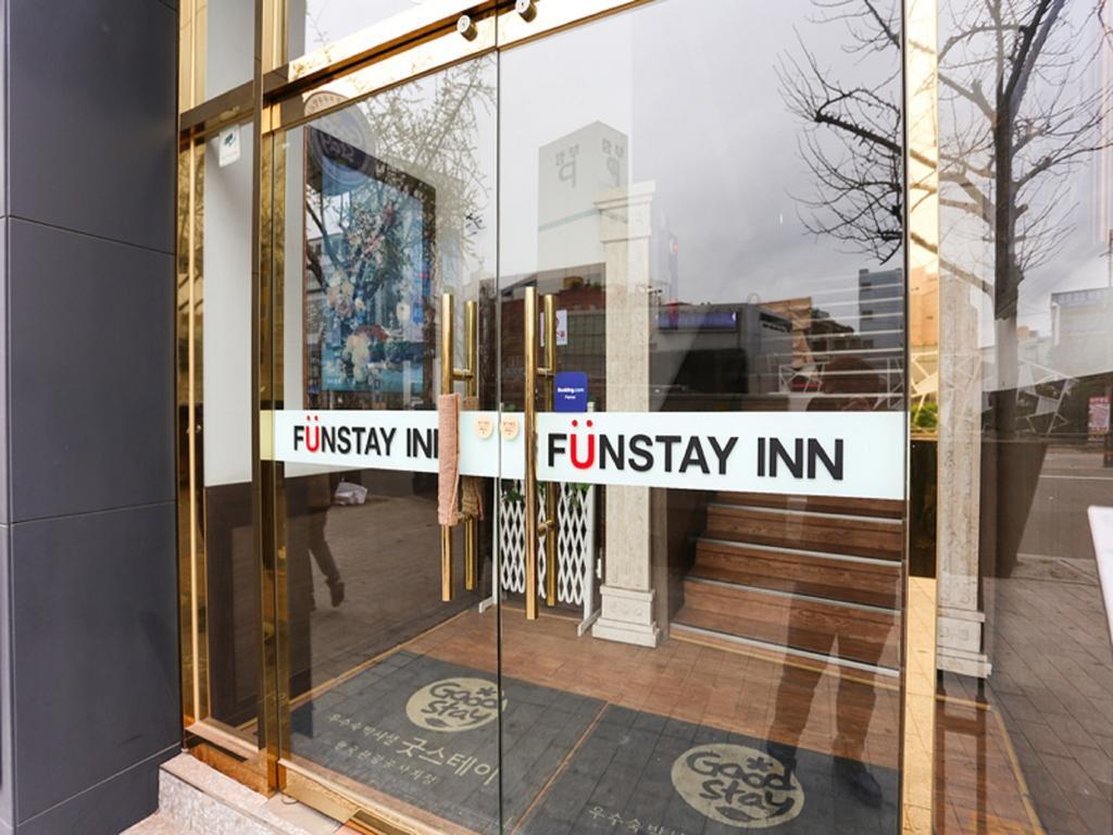 Funstay Inn Guesthouse Busan Exteriör bild